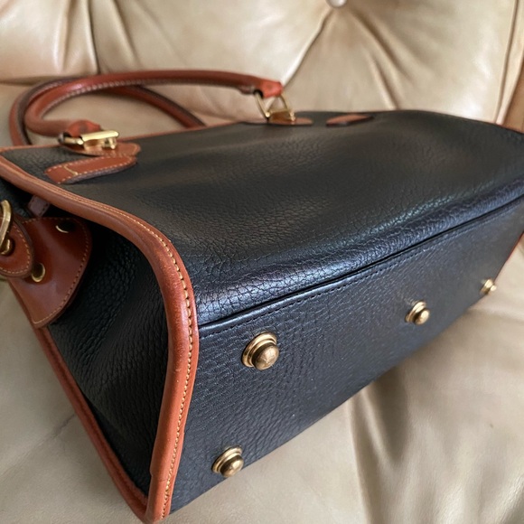 Sale! LKNW Vintage Dooney & Bourke Pebbled Leather Satchel Buckle AWL - Picture 7 of 15